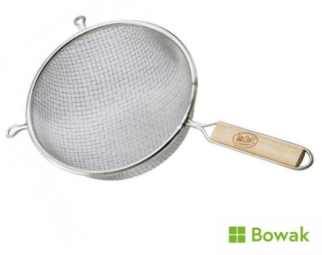 Stainless Steel Strainer Medium Mesh 20cm Stainless Steel Strainer Medium Mesh 20cm